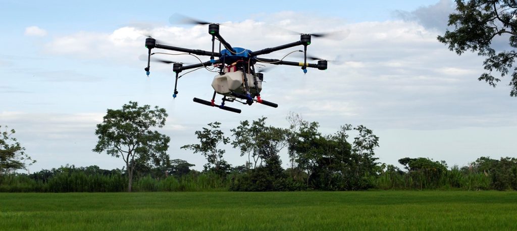 پهپاد سمپاش تیام اوجیران
پهپاد سمپاش تیام 16 - مزرعه گندم
EFT E616 drone - پهباد سم پاش اوجیران
پهپاد سمپاش - پهباد سمپاش - پهپاد سم پاش - سمپاشی با پهپادهای عمود پرواز کواد تیارا - اوجیران - اوج آسمان زاگرس - خرید پهپاد کشاورزی - فروش پهپاد کشاورزی هگزا
مزایای سمپاشی با پهپاد نسبت به سمپاشی سنتی با تراکتور یا دستی